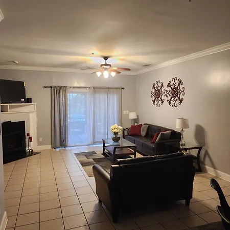 Private Room Balcony And Bathroom In Charleston